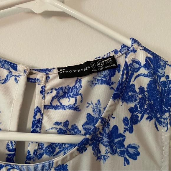 French Pattern Top - Picture 3 of 3